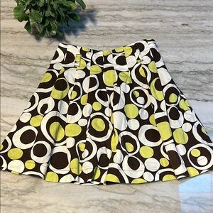 Mini Boden kids 7/8 Circle Print Pleated Skirt in Brown, White & Lime